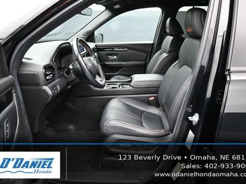 Used 2025 Honda Pilot TrailSport image 25