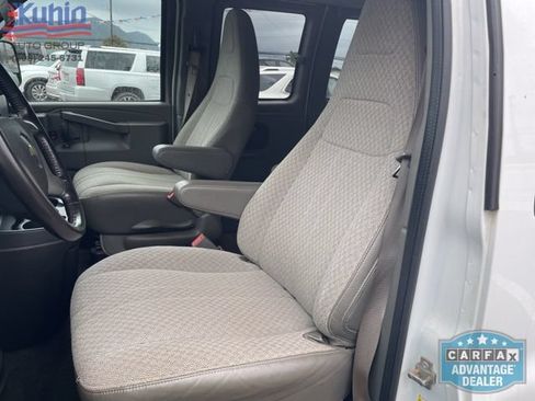 Used 2017 Chevrolet Express 3500 LT w/ LT Preferred Equipment Group RWD image 21