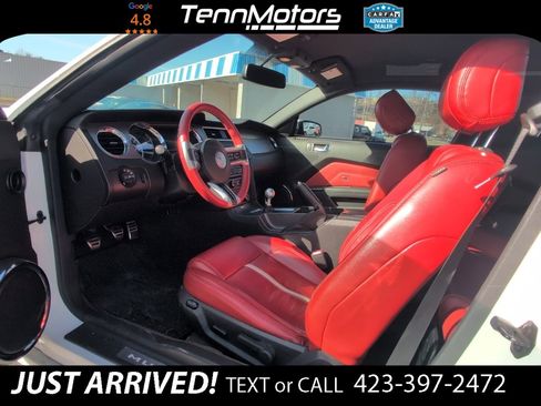 Used 2013 Ford Mustang GT Premium image 9