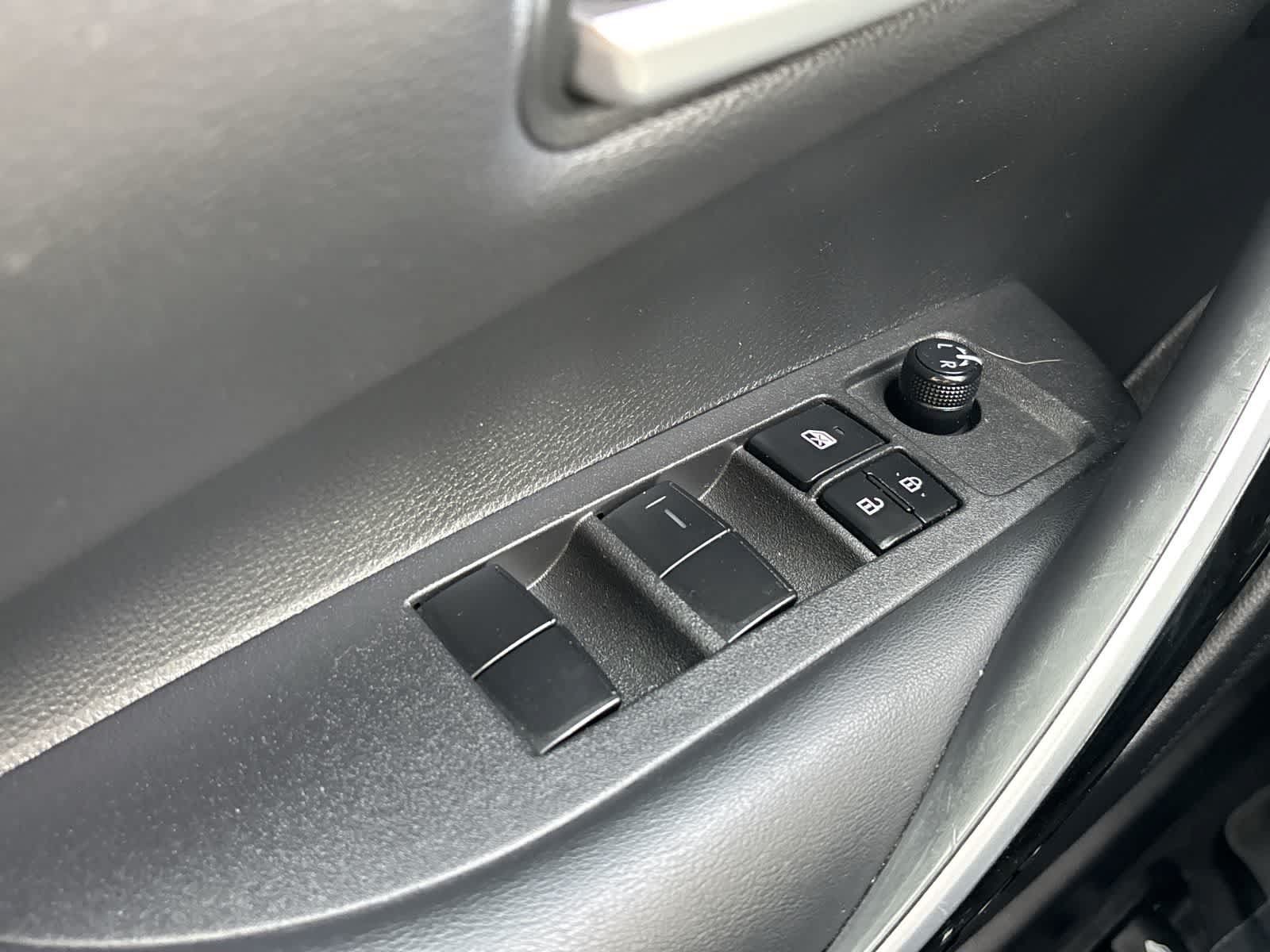 Used 2021 Toyota Corolla XSE w/ Carpet Mat Package (TMS) FWD image 28