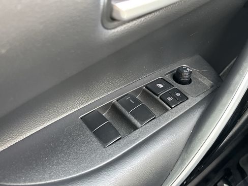 Used 2021 Toyota Corolla XSE w/ Carpet Mat Package (TMS) FWD image 28