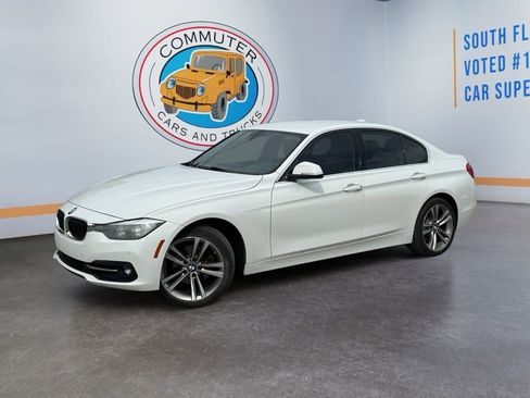 Used 2017 BMW 330i Sedan RWD image 2