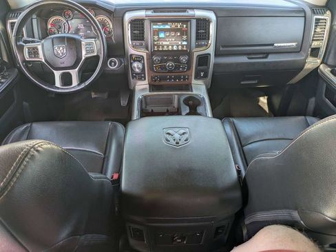 Used 2017 RAM 1500 Laramie w/ Convenience Group AWD/4WD image 17