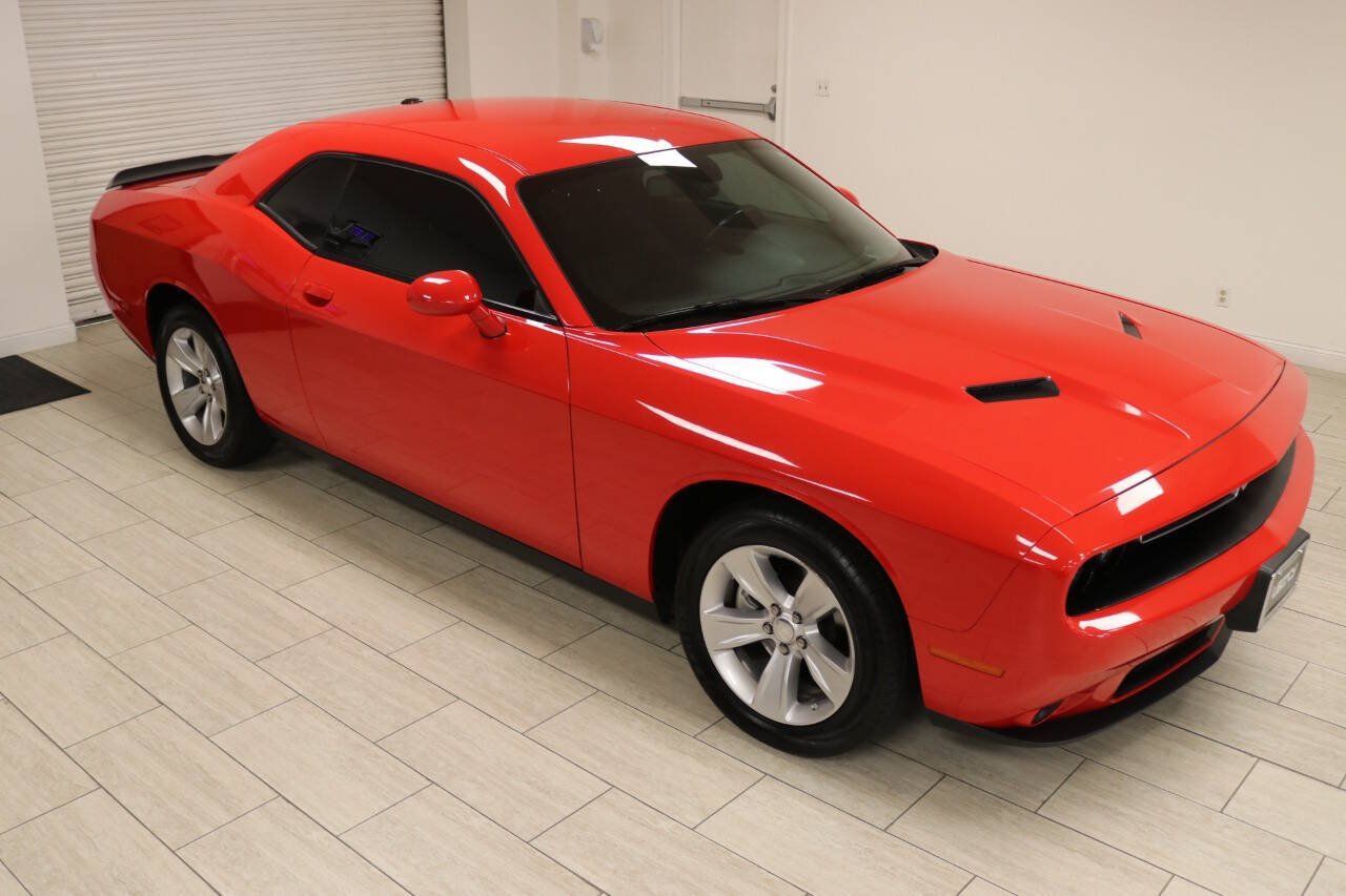 Used 2023 Dodge Challenger SXT RWD image 91