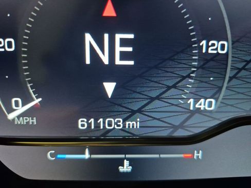 Certified 2022 GMC Sierra 1500 AT4X image 12