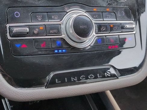 Used 2020 Lincoln Corsair FWD w/ Equipment Group 101A image 23