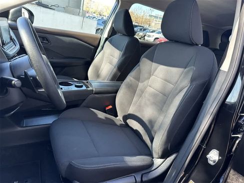 Used 2023 Nissan Rogue S image 11