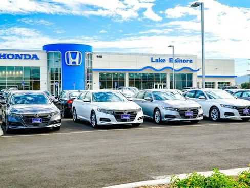 Used 2023 Nissan Ariya FWD image 32