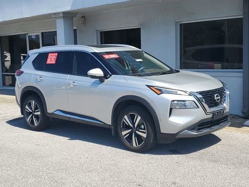Certified 2023 Nissan Rogue SL w/ SL Premium Package FWD image 36