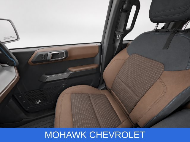 Used 2023 Ford Bronco Outer Banks AWD/4WD image 17