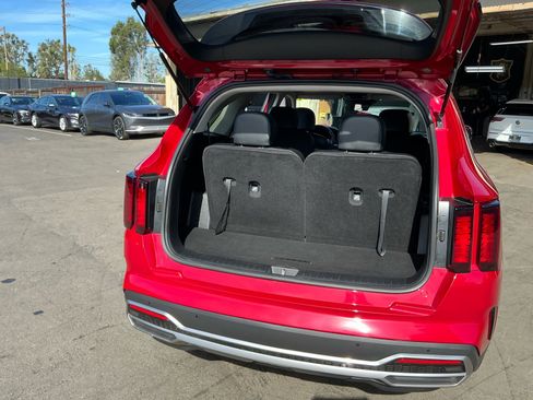 Used 2022 Kia Sorento S image 26