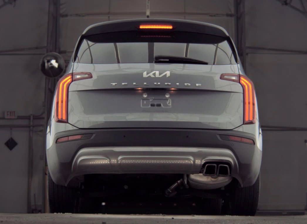 Used 2022 Kia Telluride EX w/ EX Premium Package FWD image 10