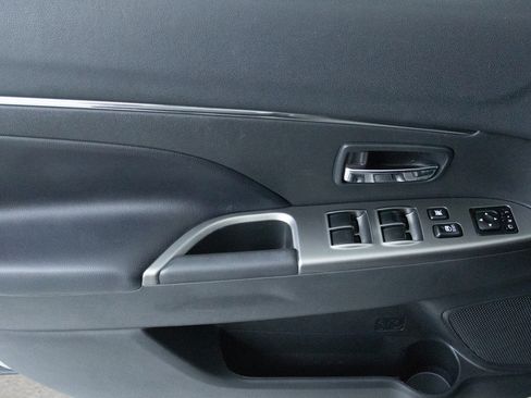 Used 2024 Mitsubishi Outlander Sport SE AWD/4WD image 23