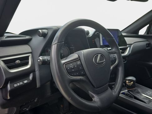 Used 2024 Lexus UX 250h FWD w/ Premium Package image 20