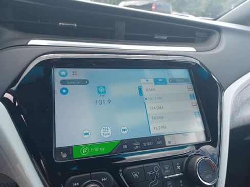 Used 2019 Chevrolet Bolt LT image 9