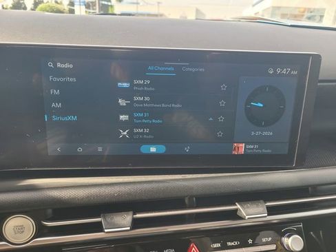 Used 2025 Hyundai Tucson SEL FWD image 23