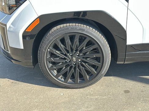 New 2025 Hyundai Santa Fe Calligraphy FWD image 3
