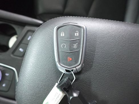 Used 2020 Cadillac XT6 Premium Luxury image 34