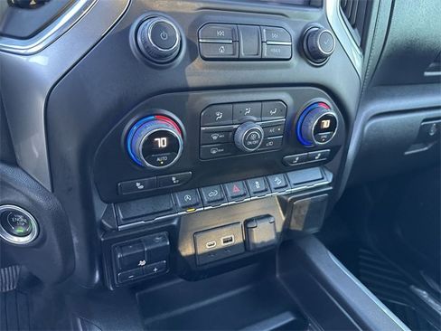 Used 2021 Chevrolet Silverado 1500 RST image 23