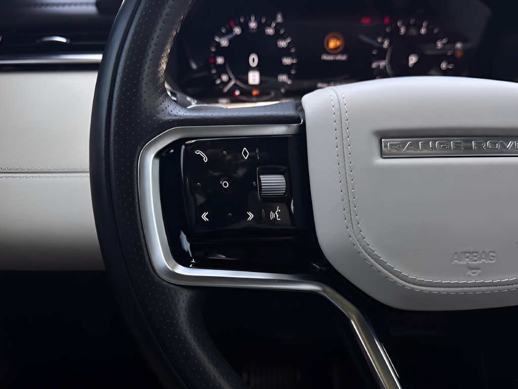Used 2021 Land Rover Range Rover Velar R-Dynamic HSE AWD/4WD image 13