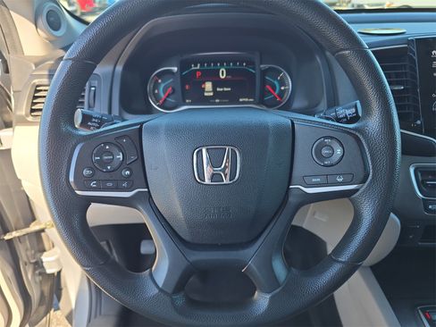 Used 2021 Honda Pilot EX image 25