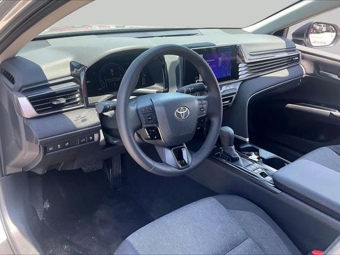 Used 2026 Toyota Camry LE w/ Convenience Package FWD image 17