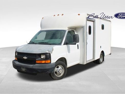 Used 2008 Chevrolet Express 3500 image 1