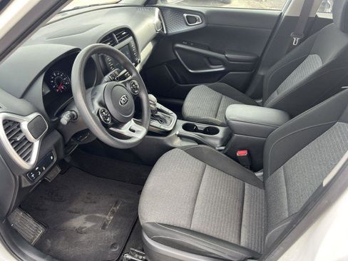 Used 2021 Kia Soul S FWD image 9