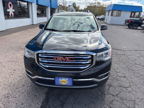 Used 2017 GMC Acadia SLT AWD/4WD image 3