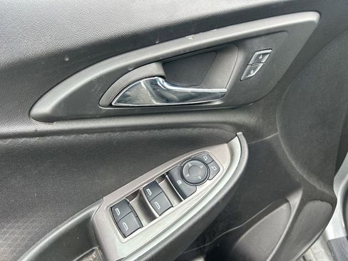 Used 2024 Chevrolet Malibu RS image 15