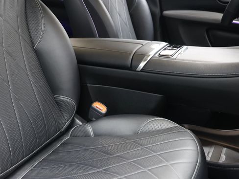 Used 2023 Mercedes-Benz EQS 580 4MATIC SUV image 89