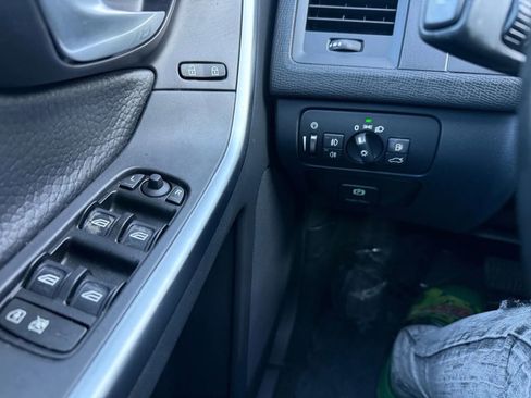 Used 2010 Volvo XC60 3.2 image 19