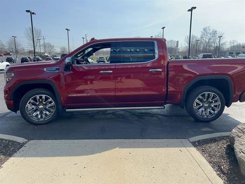 Used 2024 GMC Sierra 1500 Denali w/ Denali Reserve Package image 4