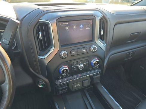 Used 2021 GMC Sierra 2500 Denali w/ Denali Ultimate Package image 13