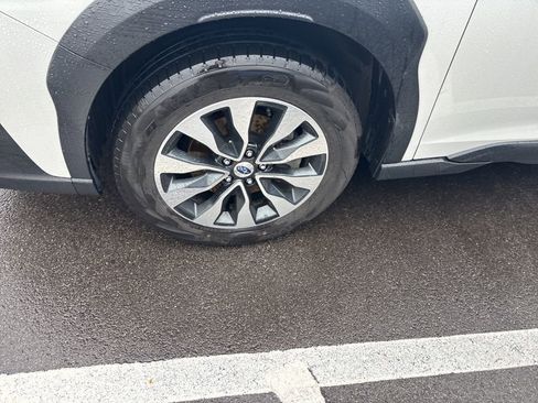 Used 2023 Subaru Outback Limited image 4