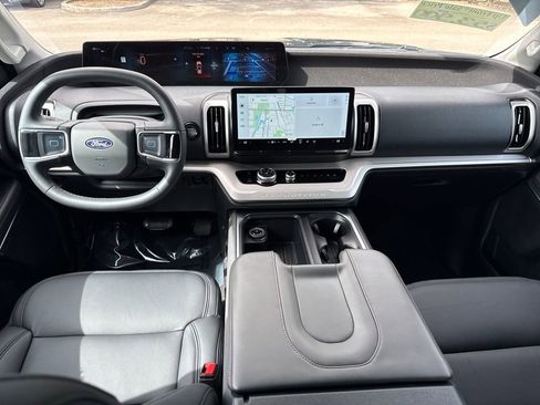 Certified 2025 Ford Expedition Active RWD image 6