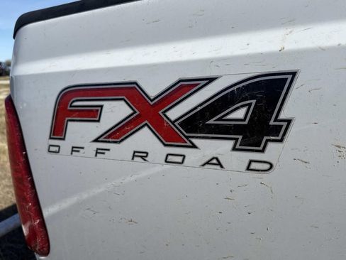 Used 2013 Ford F250 XL w/ PWR Equipment Group image 4