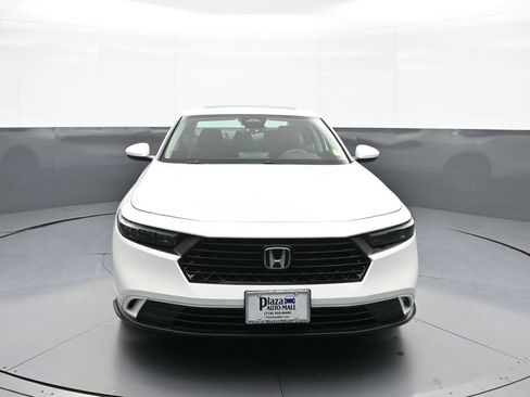 Used 2023 Honda Accord EX image 2