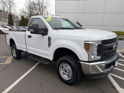 Used 2018 Ford F350 XL image 1