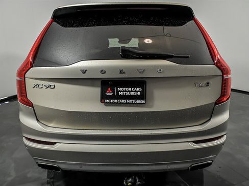 Used 2016 Volvo XC90 T6 Momentum AWD/4WD image 8