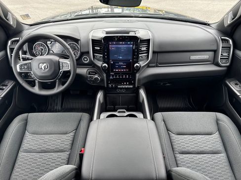 New 2026 RAM 1500 4x4 Crew Cab image 16