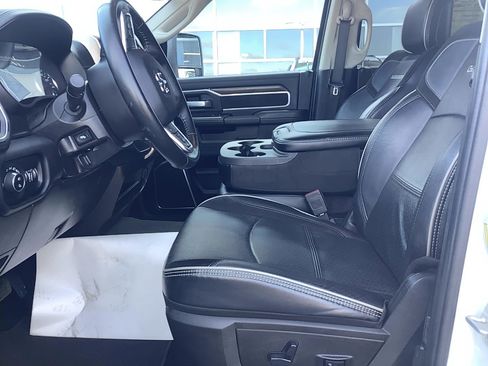 Certified 2024 RAM 2500 Laramie AWD/4WD image 8