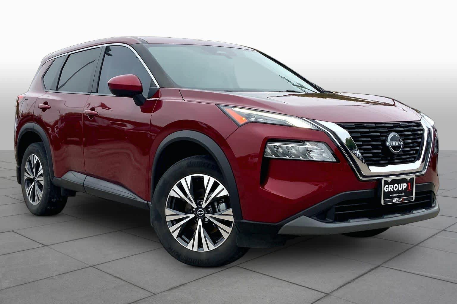 Used 2023 Nissan Rogue SV FWD image 3