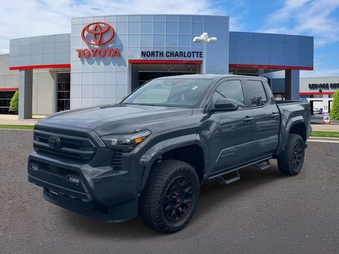 Used 2026 Toyota Tacoma SR5 AWD/4WD image 5