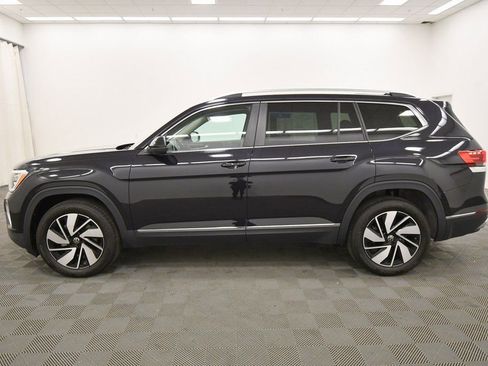 Used 2025 Volkswagen Atlas SEL image 4