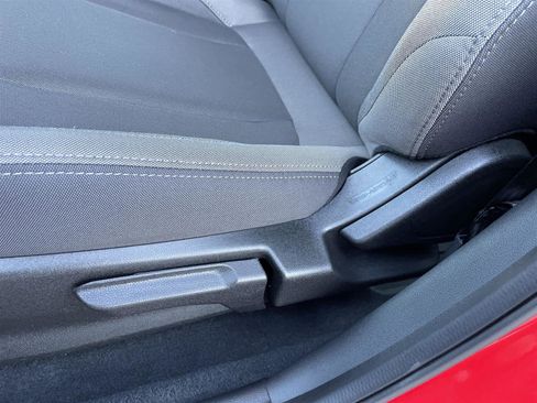 Certified 2025 Subaru Impreza 2.0i image 13