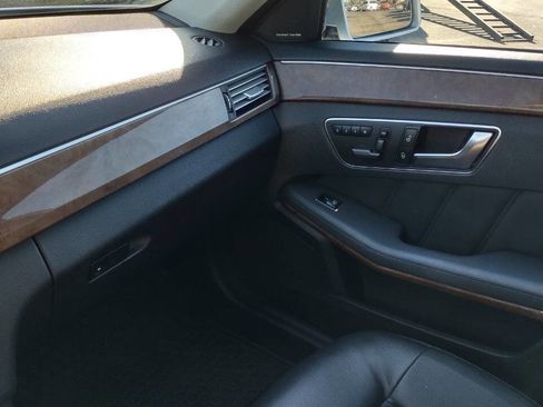 Used 2012 Mercedes-Benz E 350 4MATIC Sedan image 23