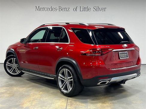 Used 2022 Mercedes-Benz GLE 350 4MATIC image 3