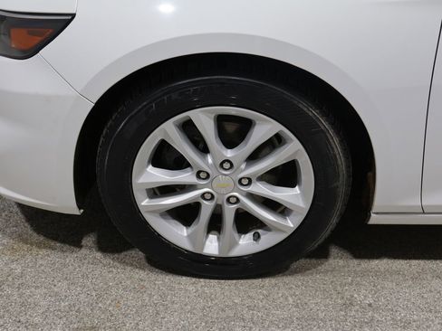 Used 2018 Chevrolet Malibu LT FWD image 8