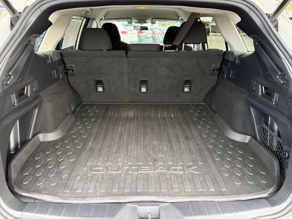 Used 2020 Subaru Outback Premium AWD/4WD image 27